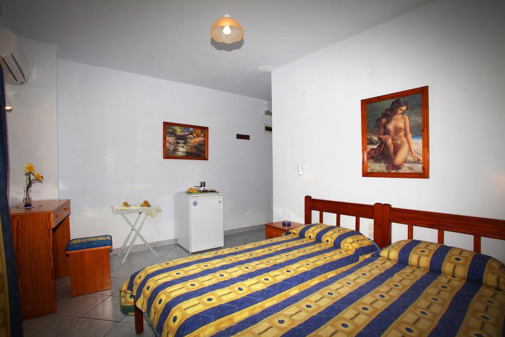 Alexandros Rooms&Studios Skopelos Habitación foto